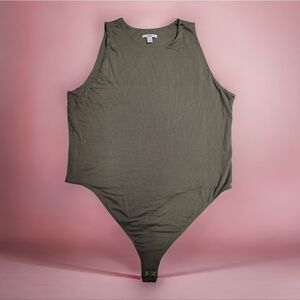 Bar lll body suit